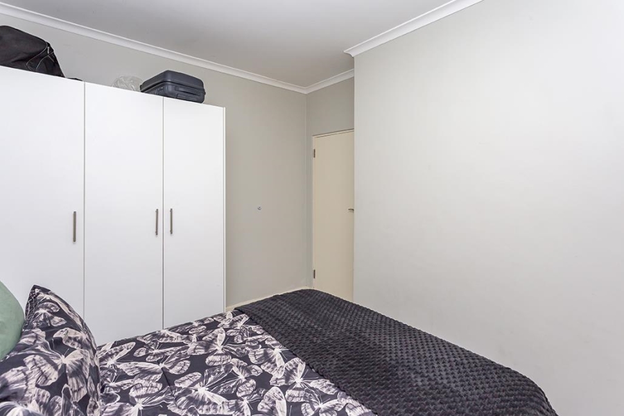 2 Bedroom Property for Sale in Parklands Western Cape